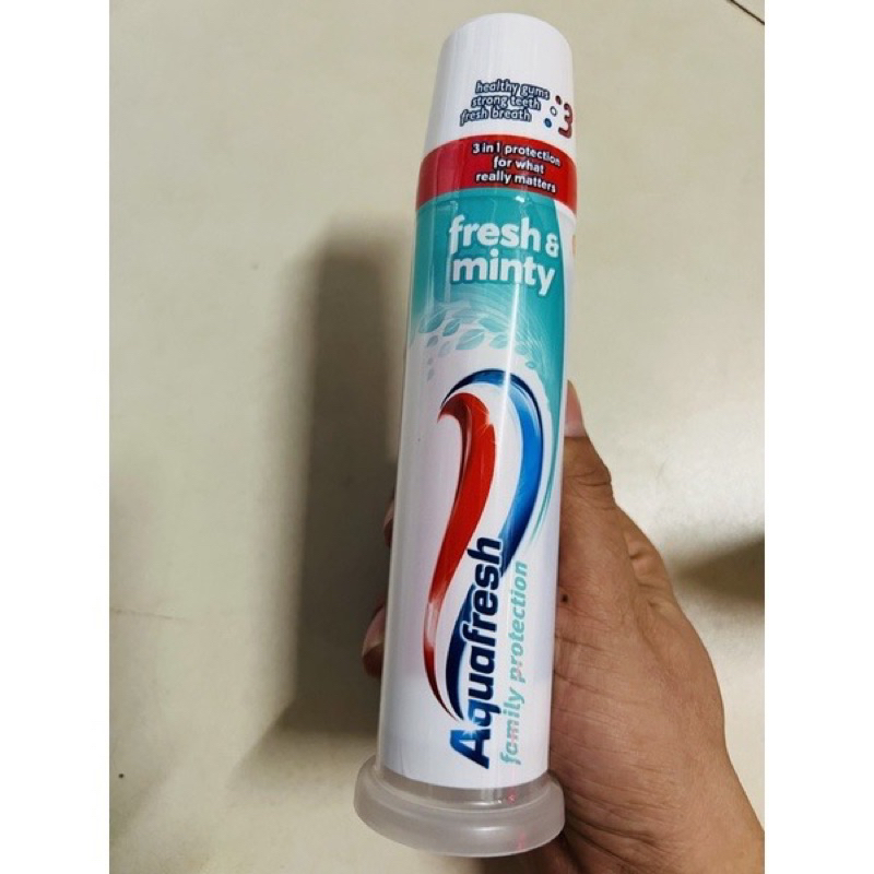 Kem đánh răng Aquafresh - UK