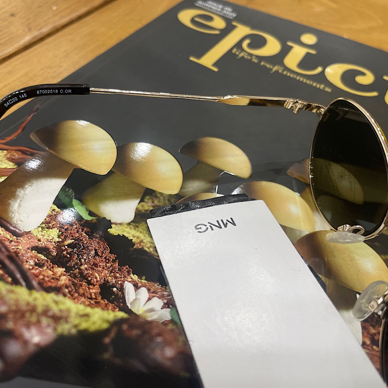 Kính Mát Nữ Mango Auth