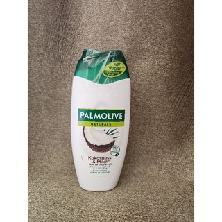 Sữa tắm Palmolive của Đức