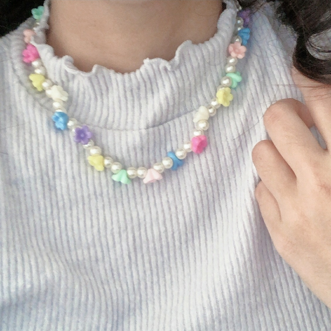 Vòng cổ hạt bẹt mix hạt hoa nhiều màu Emie Choker tông màu pastel dây chuyền basic phong cách hàn qu