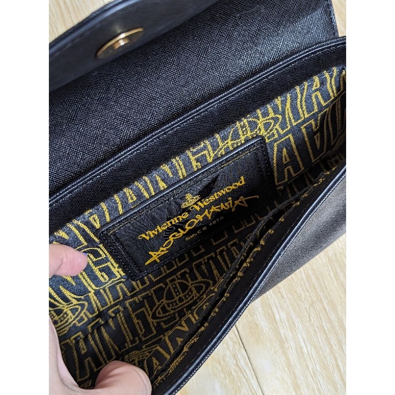 Túi đeo chéo VW pass lỗ