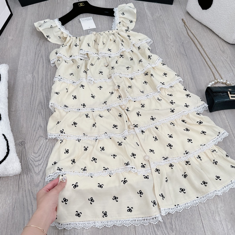 [ 𝐅𝐑𝐄𝐄 𝐒𝐇𝐈𝐏 ] Váy nơ cánh tiên bèo tầng viền ren siêu xinh Vải đũi xước QC chuẩn mẫu, kp in nhé, xếp tầng xoè