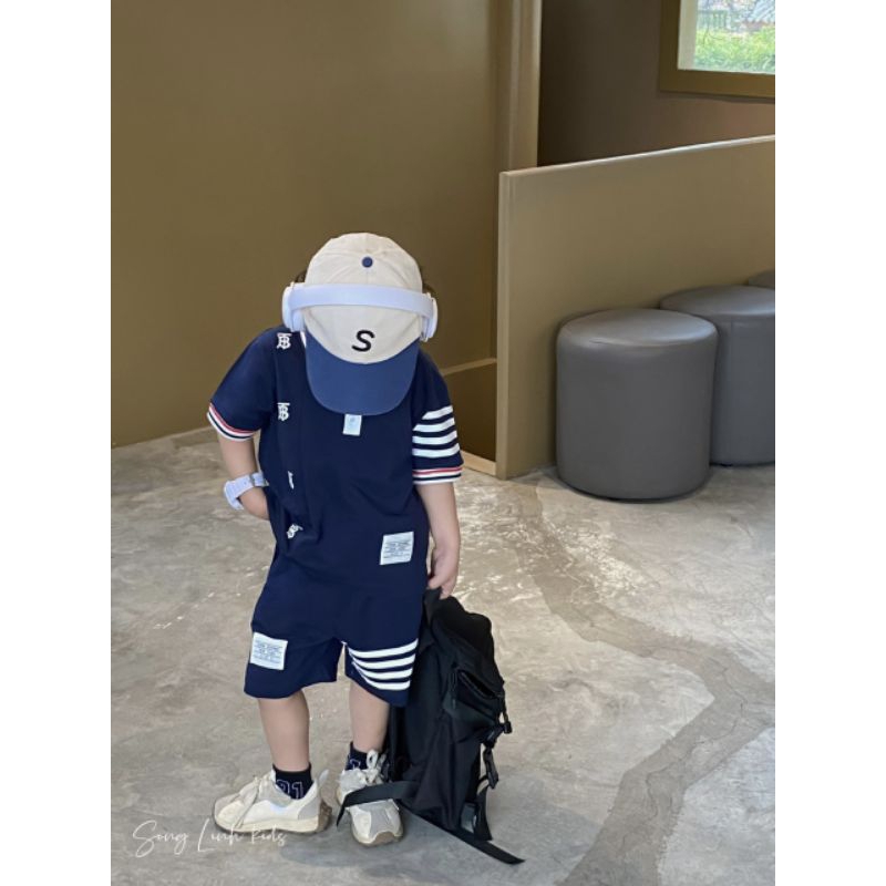 Sét bộ đùi bé trai phối kẻ sành điệu cá tính