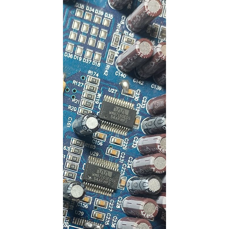 Wm8716 rin theo mên máy.