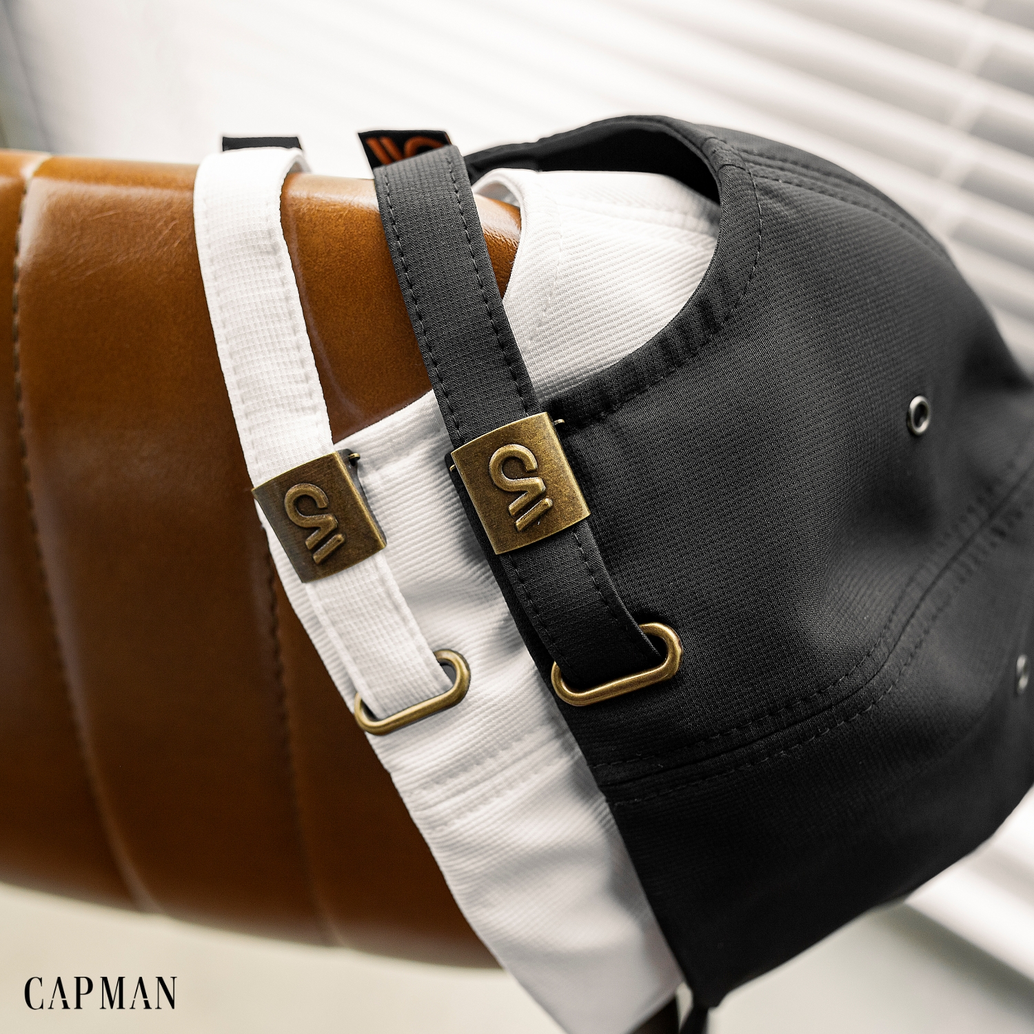 Mũ lưỡi trai thể thao màu đen CAPMAN CM146