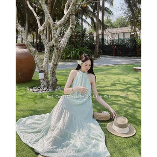 And Casually / Váy yếm suông xoè