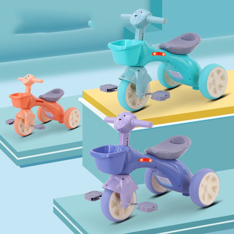 Xe ba bánh, xe đạp có đèn có nhạc có đèn cho bé từ 1 đến 5 tuổi