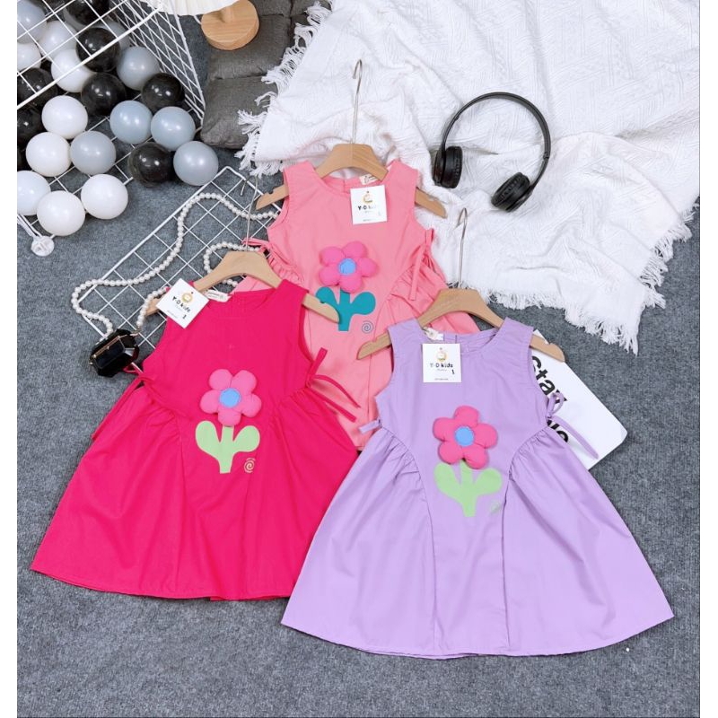 Váy  bông hoa nổi nhúm eo xinh xắn bé gái