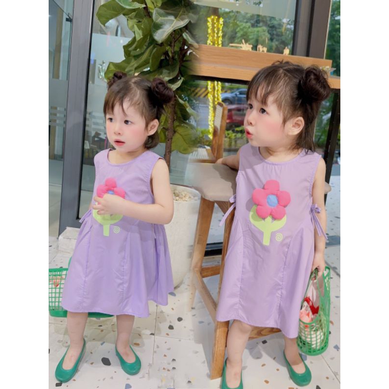 Váy  bông hoa nổi nhúm eo xinh xắn bé gái