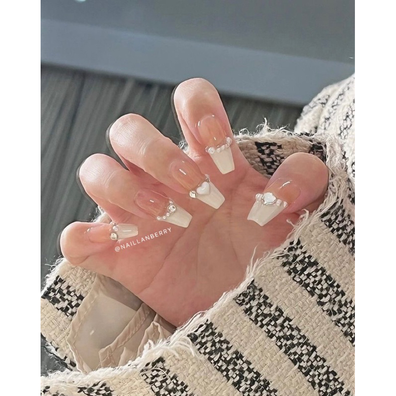 (TẶNG 1 NAILBOX) NAILBOX THIẾT KẾ MÓNG GIẢ TRẮNG CÔ DÂU