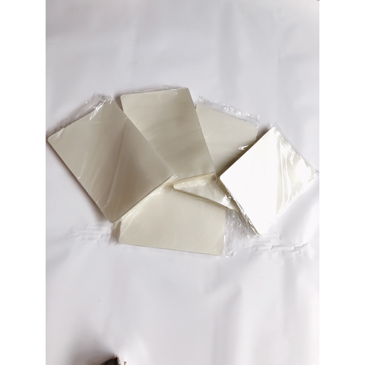 Combo 5 tập giấy ép Plastic khổ 13x18