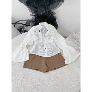 Set áo rút tay dài + quần short nâu.
