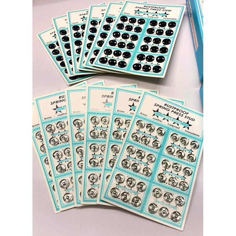 1 vỉ 36 cái nút bóp tốt của Đức cỡ 10mm