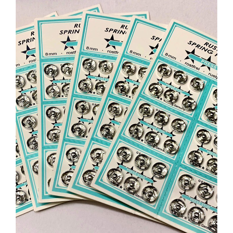 1 vỉ 36 cái nút bóp tốt của Đức cỡ 10mm