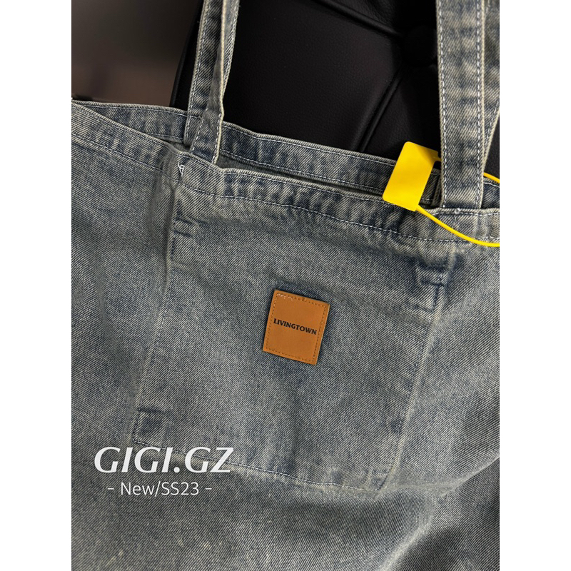 Túi tote jean mặt chữ Gigi