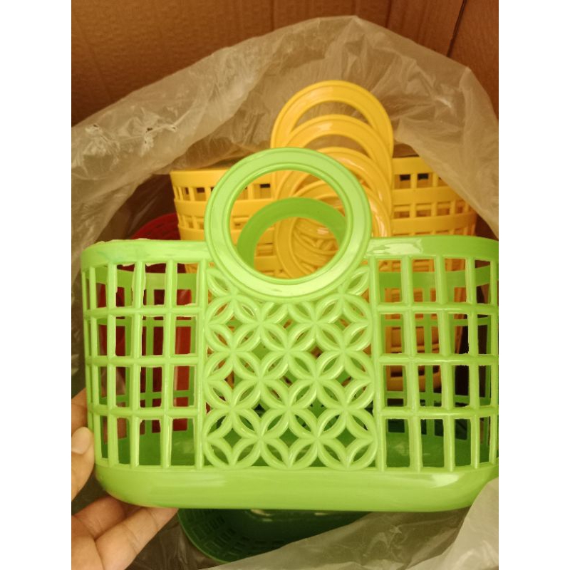 1 cái giỏ hình vuông - Đồ chơi nấu ăn cân kí dành cho bé iu