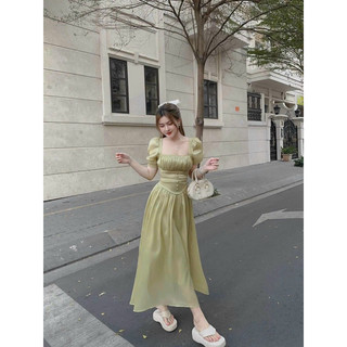 Đầm xoè tay phồng cổ vuông xếp ly ngực có nút bọc dịu dàng nữ tính
