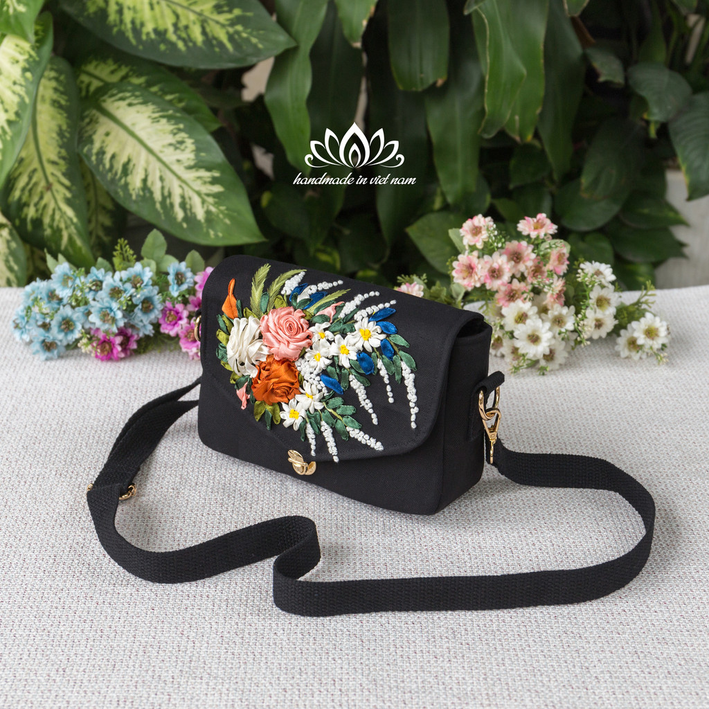 Túi hộp mini, túi thêu tay, túi handmade, túi đeo chéo, túi thêu ruy băng, nữ thêu tay