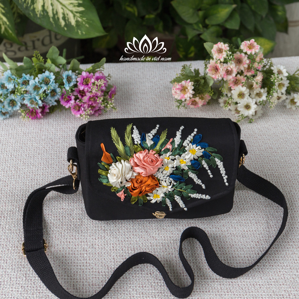 Túi hộp mini, túi thêu tay, túi handmade, túi đeo chéo, túi thêu ruy băng, nữ thêu tay