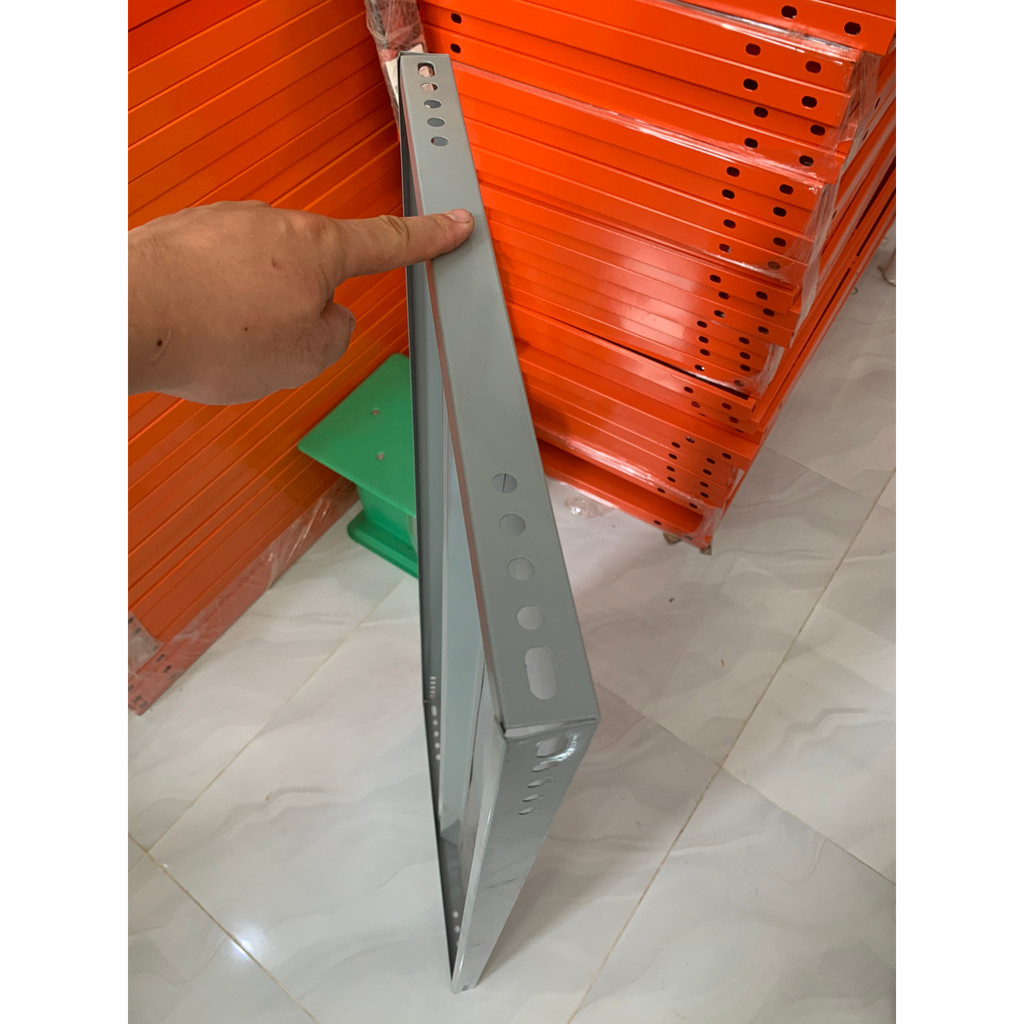 Mâm sắt v lỗ R40 x D1m dày 0.7mm