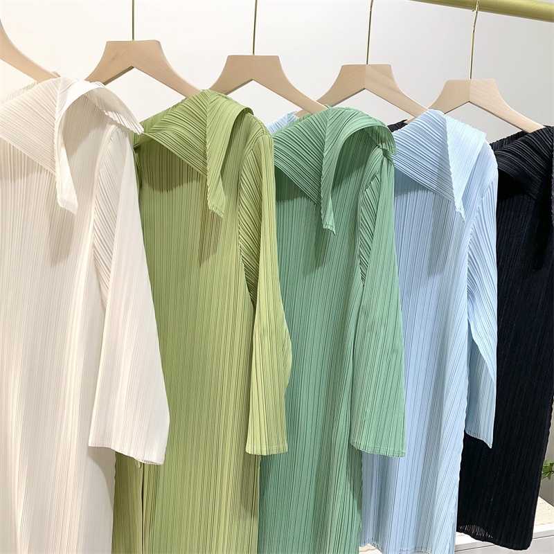 Áo lò xo tay lỡ với phần cổ áo cách điệu, Áo form dài cao cấp có hàng nút dọc thân freesize co giãn nhiểu