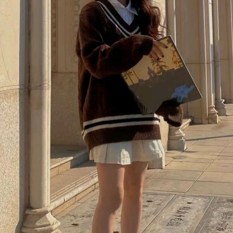 Áo Len hoodie cơ bản Brandy Melville