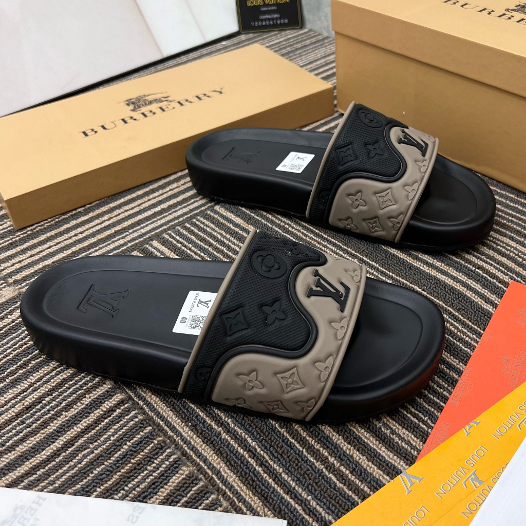 Dép Quai Ngang Nam Nữ L.V Quai Cao Su Hình In Chìm Cực Chất - Dép Lê Nam