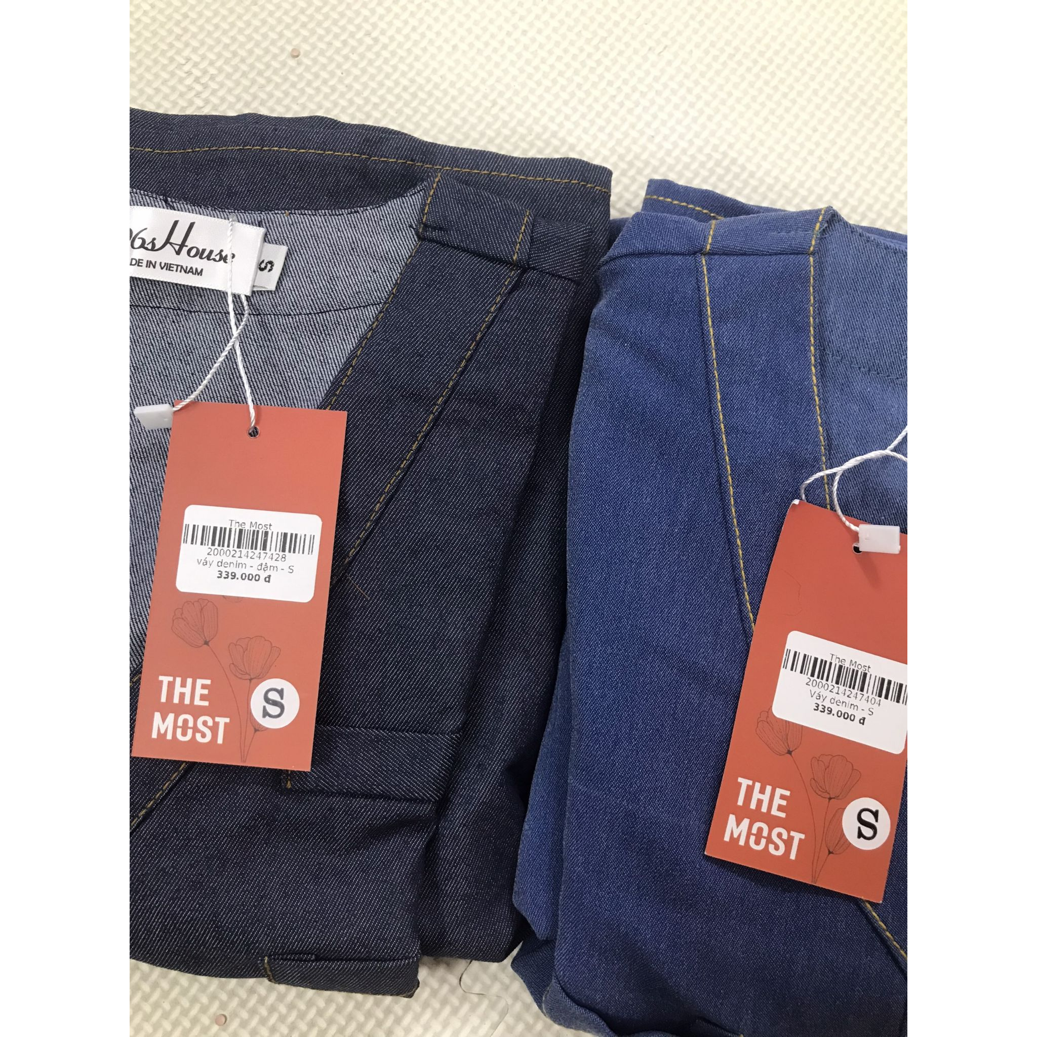 Váy Denim cổ tim dáng babydoll