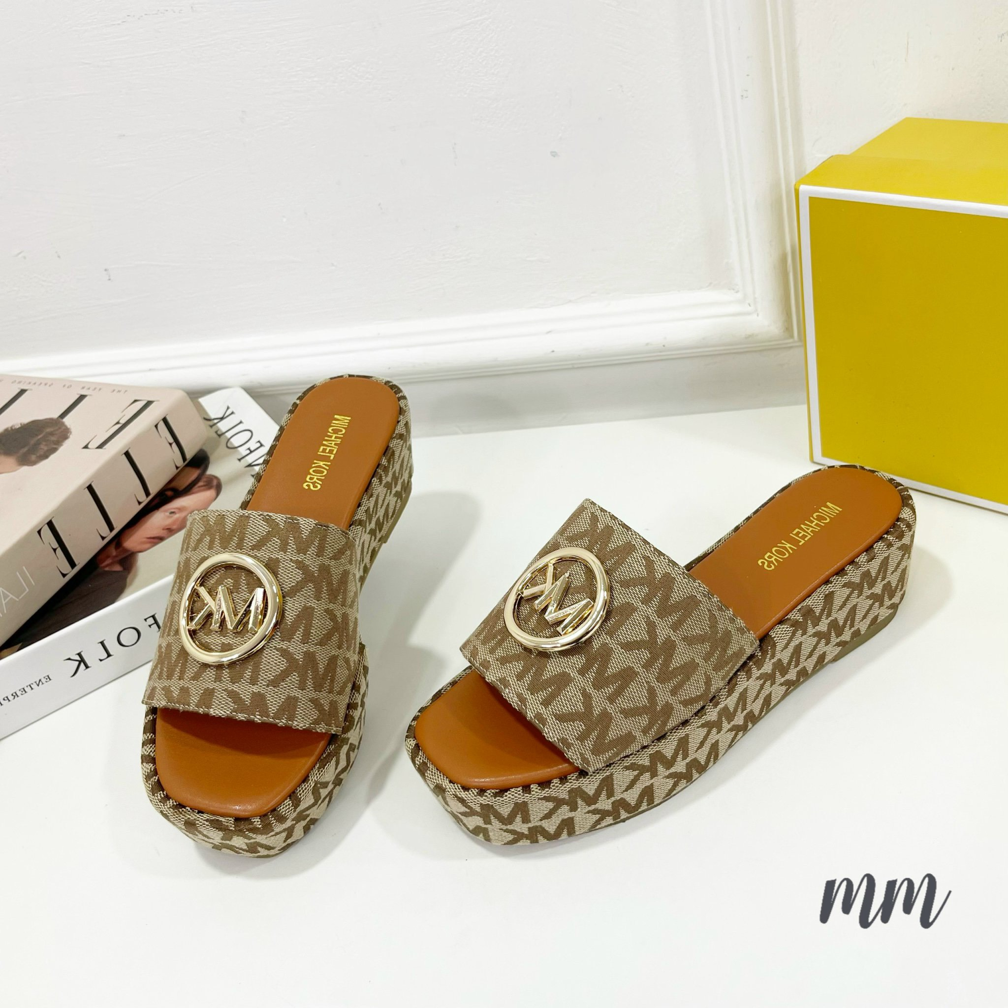 DÉP XUỒNG M.K ĐẾ 5cm