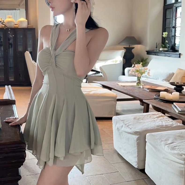 Đầm cup ngực quây xòe cổ yếm, đầm nữ thiết kế dáng xòe siêu hot tôn dáng