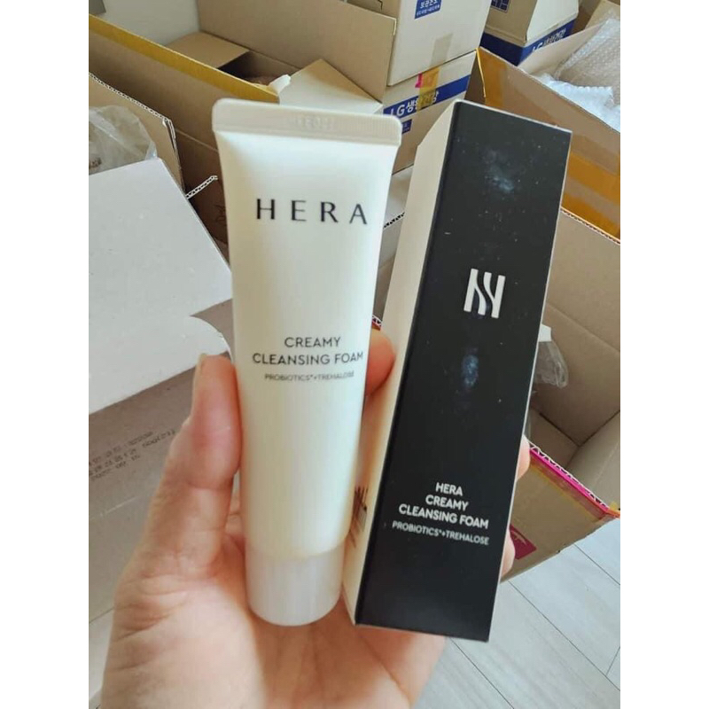 1 tuýp 50g sữa rửa mặt Hera dưỡng ẩm làm sáng da sạch sâu dịu nhẹ