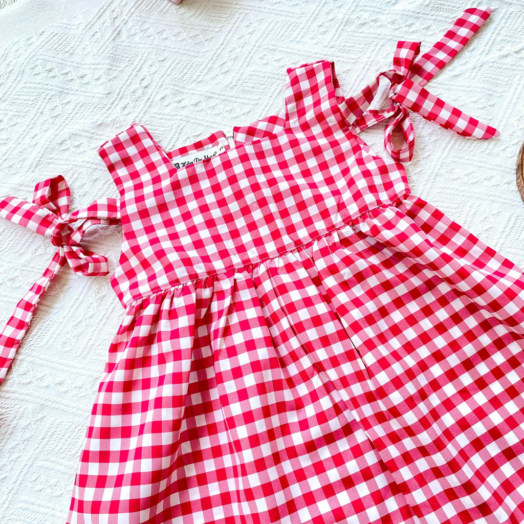 Váy cho bé gái sát nách hoạ tiết caro thắt nơ xinh - Thời trang Handy