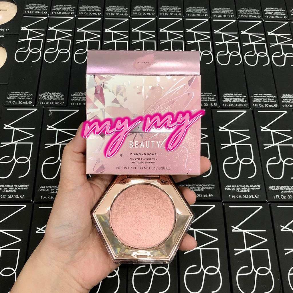 Phấn Bắt Sáng Diamond Bom.b All-Over Diamond Veil 8g