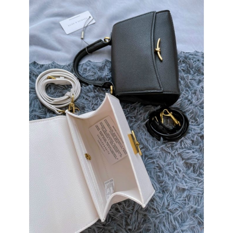 Túi Charles & Keith Huxley Metallic Push-Lock Top Handle Bag
