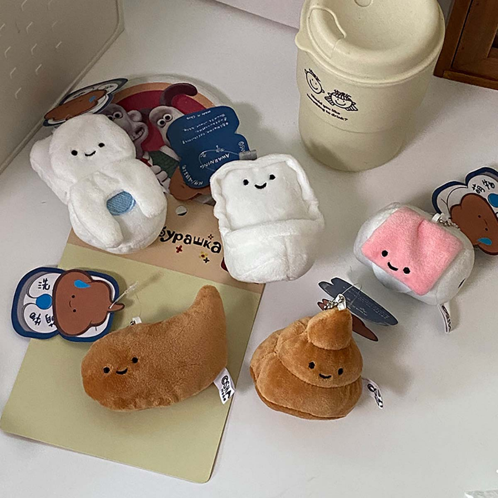 Móc Khóa Toilet Bồn Cầu Tắm Cục Shit Phân Cức Lông Cute Gấu Bông Đôi Giá Rẻ Mini Treo Balo Xe Máy Dễ Thương Đa Năng Đẹp