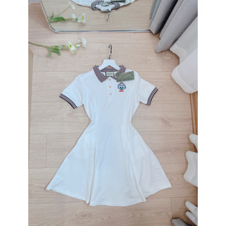 Váy polo trắng li eo phối cổ kẻ DN698