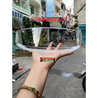 Mica kiếng đèn pha xe max liền
