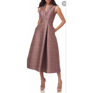 Đầm Kay Unger cổ Vest size 4