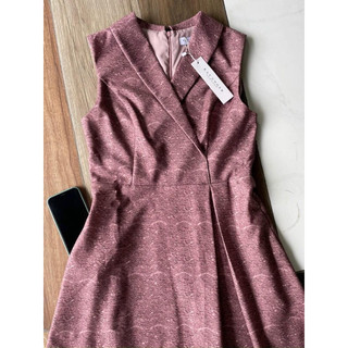 Đầm Kay Unger cổ Vest size 4