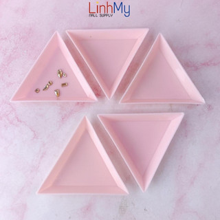Khay tam giác nhựa đựng đá khối charm phụ kiện nail trang trí móng