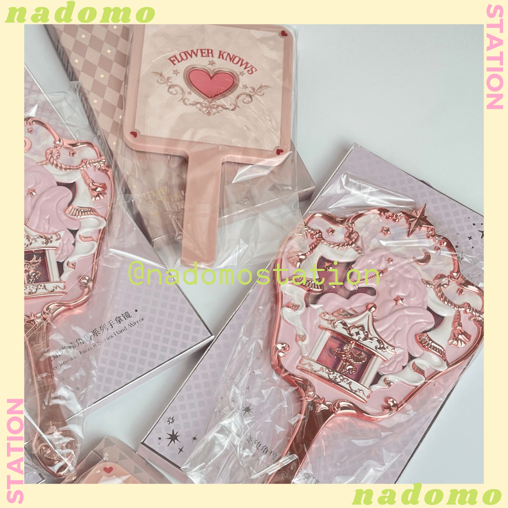 Gương Flower Knows