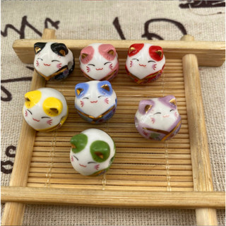 Mèo sứ Maneki (Lỗ xỏ ngang bụng)
