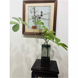 BÌNH HOA TRỤ THỦY TINH ĐẾ GỖ