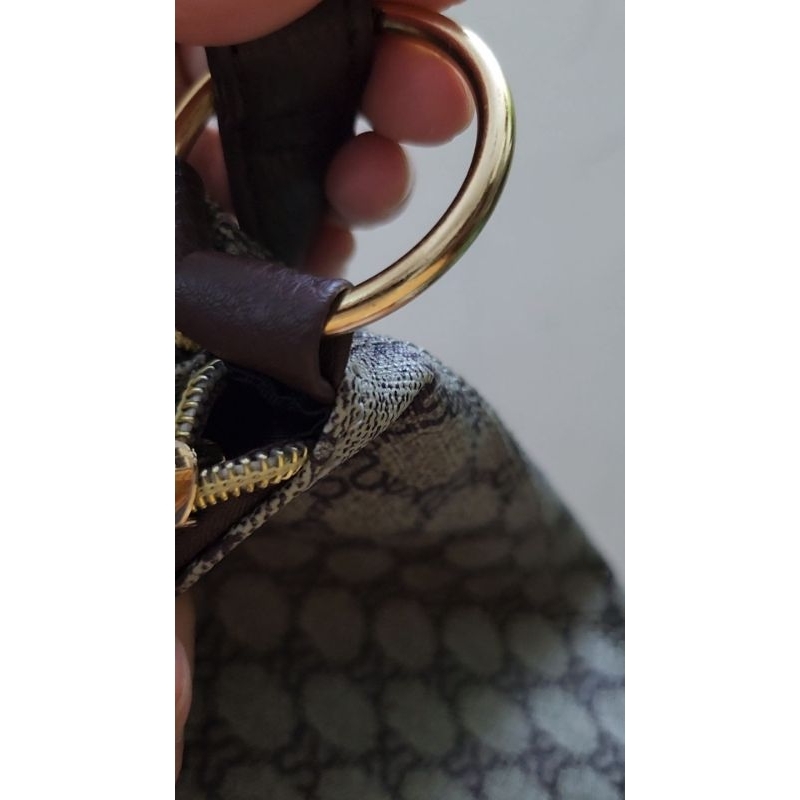 Túi da đeo size to