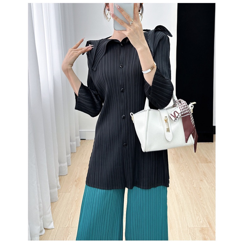 Áo lò xo tay lỡ với phần cổ áo cách điệu, Áo form dài cao cấp có hàng nút dọc thân freesize co giãn nhiểu