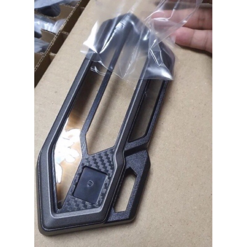 Kính đồng hồ Winner X 150