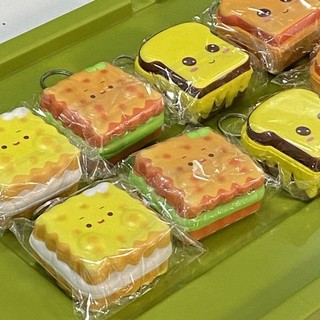 Squishy Bánh Quy Bánh Kẹp Siêu Đáng Yêu