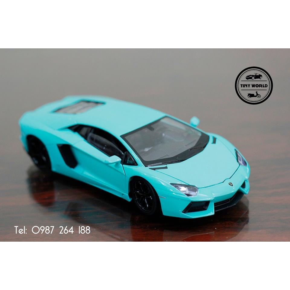LAMBORGHINI AVENTADOR LP700-4 1:24 WELLY