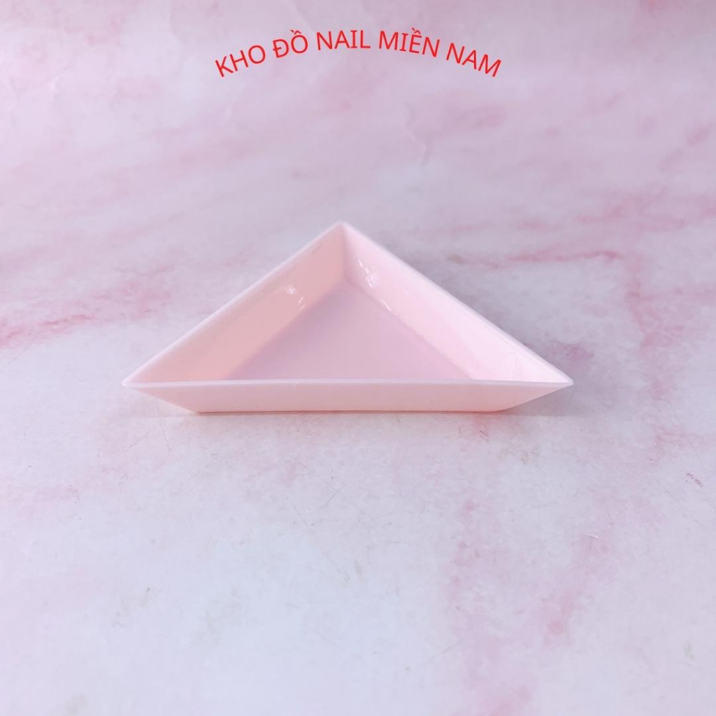 Khay Nhựa Tam Giác Đựng Phụ Kiện Trang Trí Móng Charm Đá Nail