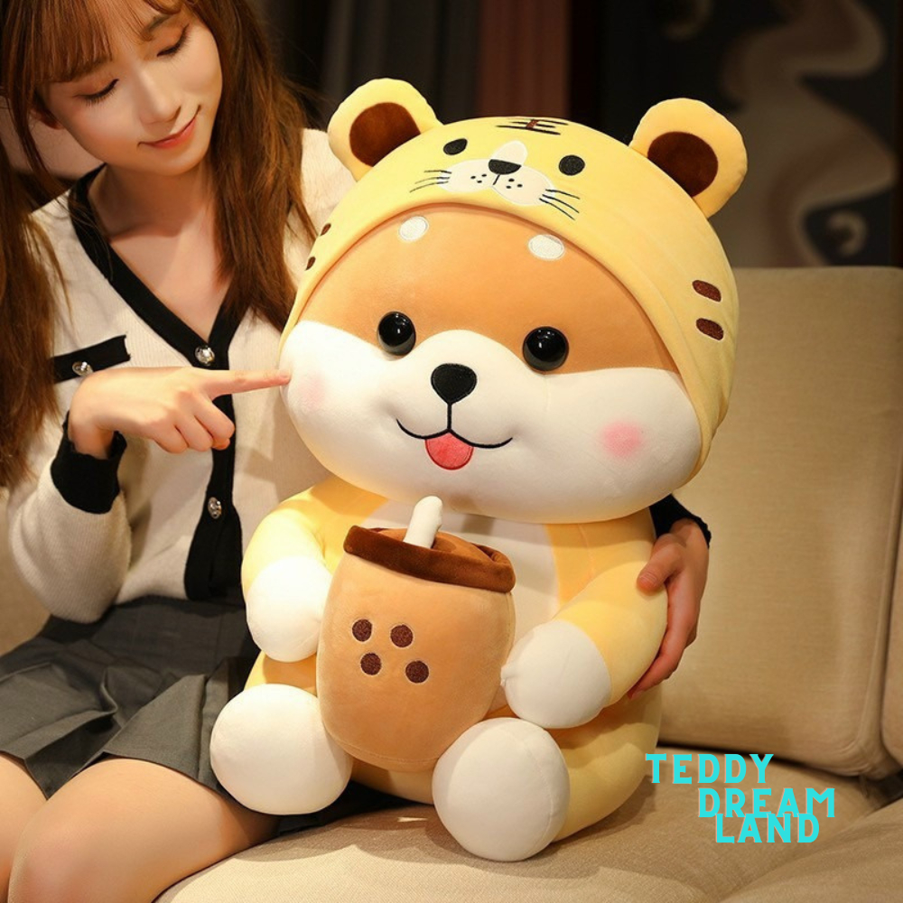 Gấu Bông Cún Shiba Vàng Mặc Áo Hút Trà Sữa Teddy Dream Land